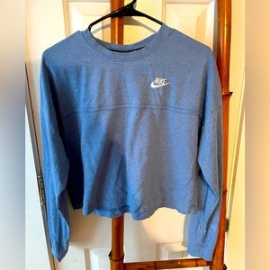 Nike cropped workout too